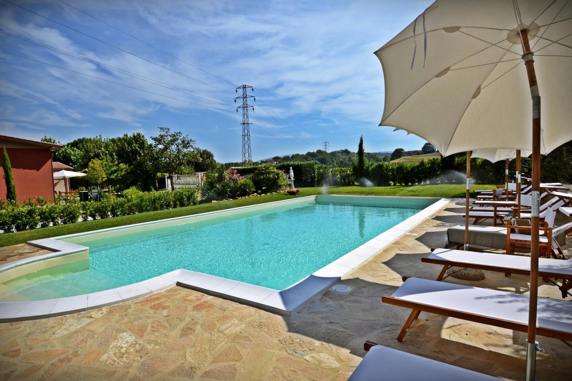 Cevoli Country Resort Lari Kültér fotó