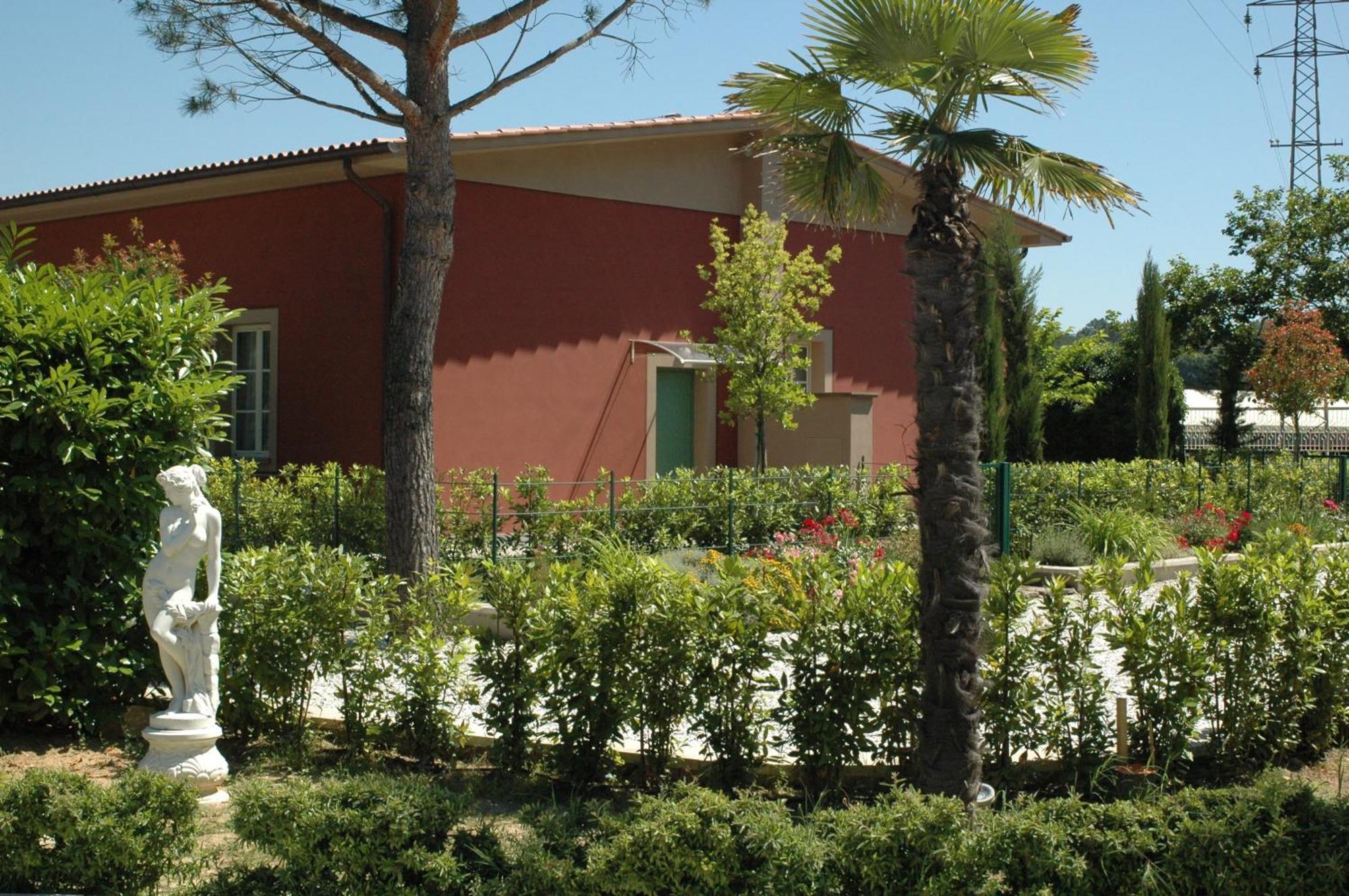Cevoli Country Resort Lari Kültér fotó