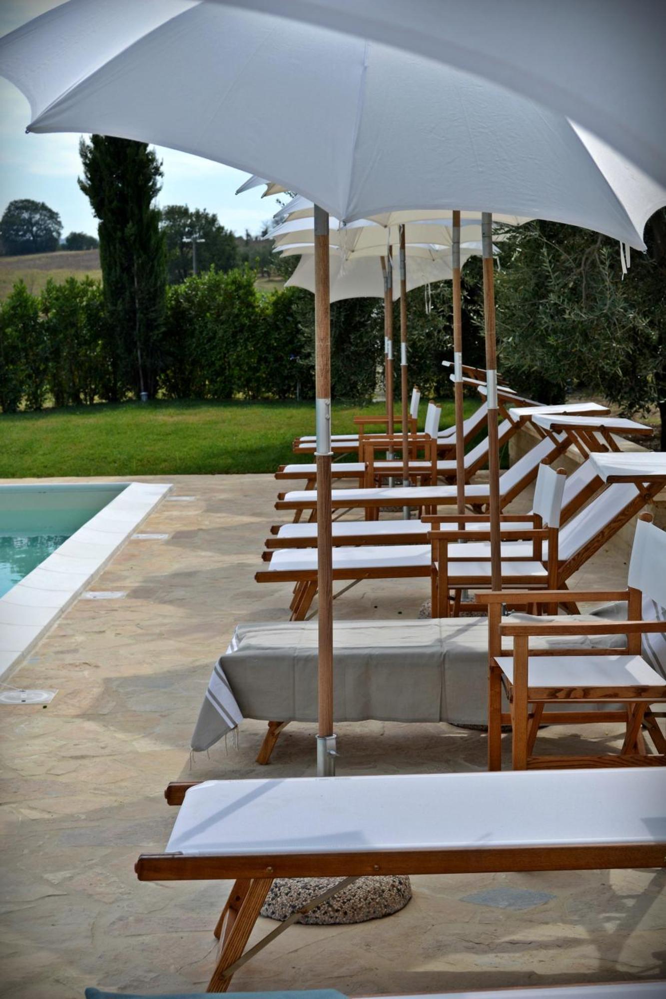 Cevoli Country Resort Lari Kültér fotó